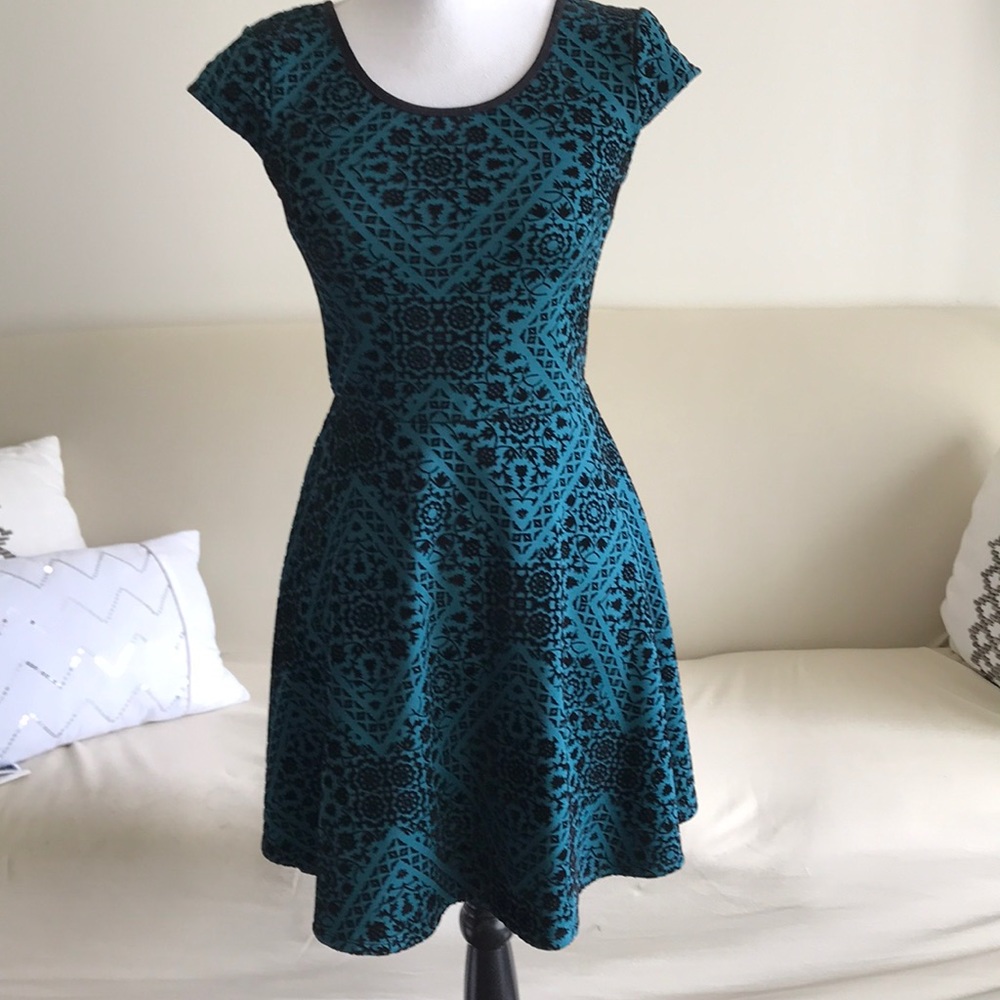 Green Velveteen Patterned BabyDoll Dress